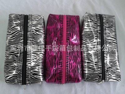 化妝包 深圳龍崗箱包廠家供應女士化妝袋 化妝包 化妝筆刷袋-深圳市鼎優(yōu)手袋箱包制品提供化妝包 深圳龍崗箱包廠家供應女士化妝袋 化妝包 化妝筆刷袋的相關介紹、產(chǎn)品、服務、圖片、價格深圳市鼎優(yōu)手袋箱包制品、拉桿箱包、手袋等等、皮具、紡織品、服裝服飾的購銷